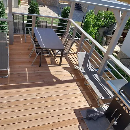 Lalu Apartman